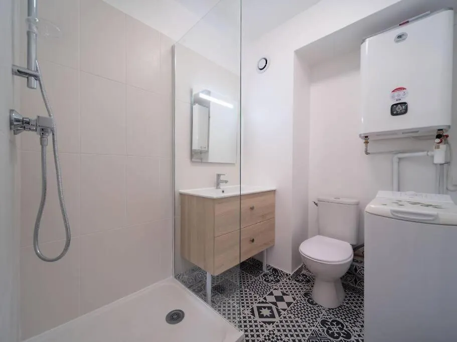 شقة Appartement Tout Equipe Avec Parking مارسيليا